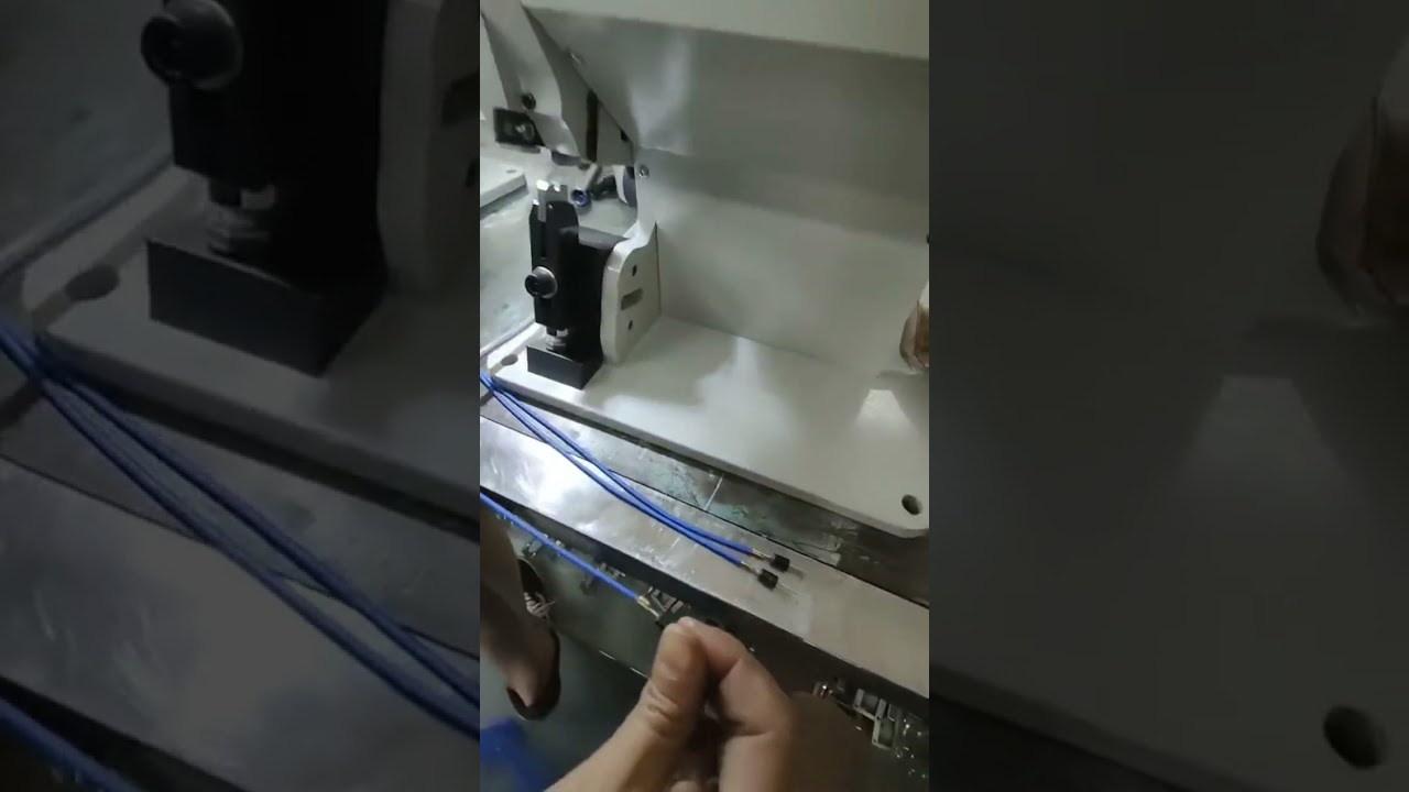 구리 벨트 압착기 장비 기능 #기계 #케이블와이어스트리핑기계 #공장 #도구