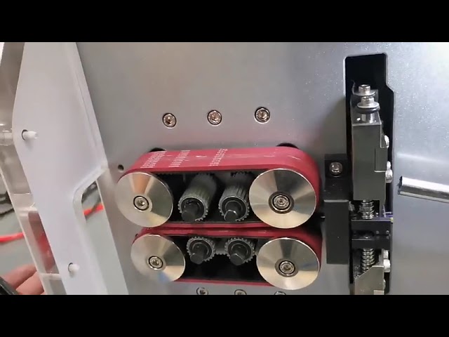 효율적인 대형 정사각형 케이블 자동 탈피 및 절단기 16mm²